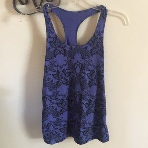 lulu lemon tank top.